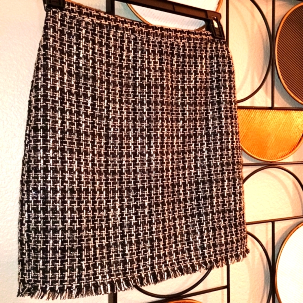 4/$25 House Of Harlow | Tweed Mini Skirt, S
